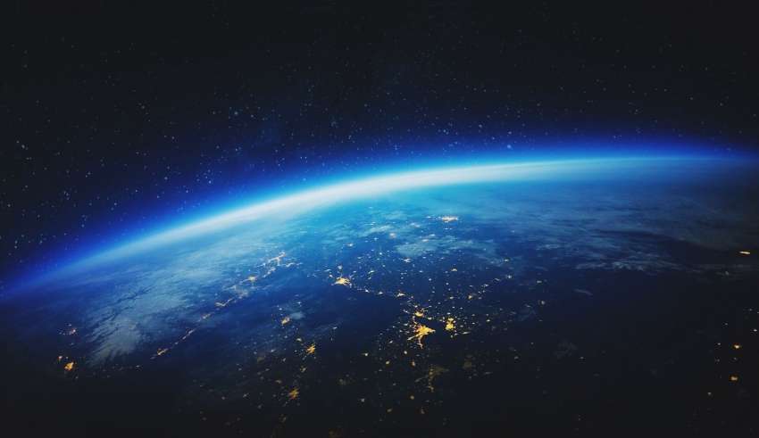 Atmosfera cai sobre a terra